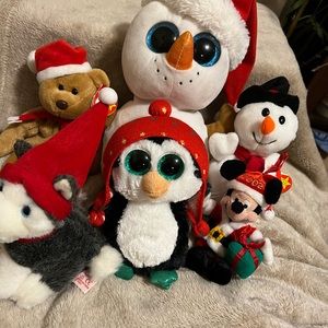 CHRISTMAS Plush  Lot